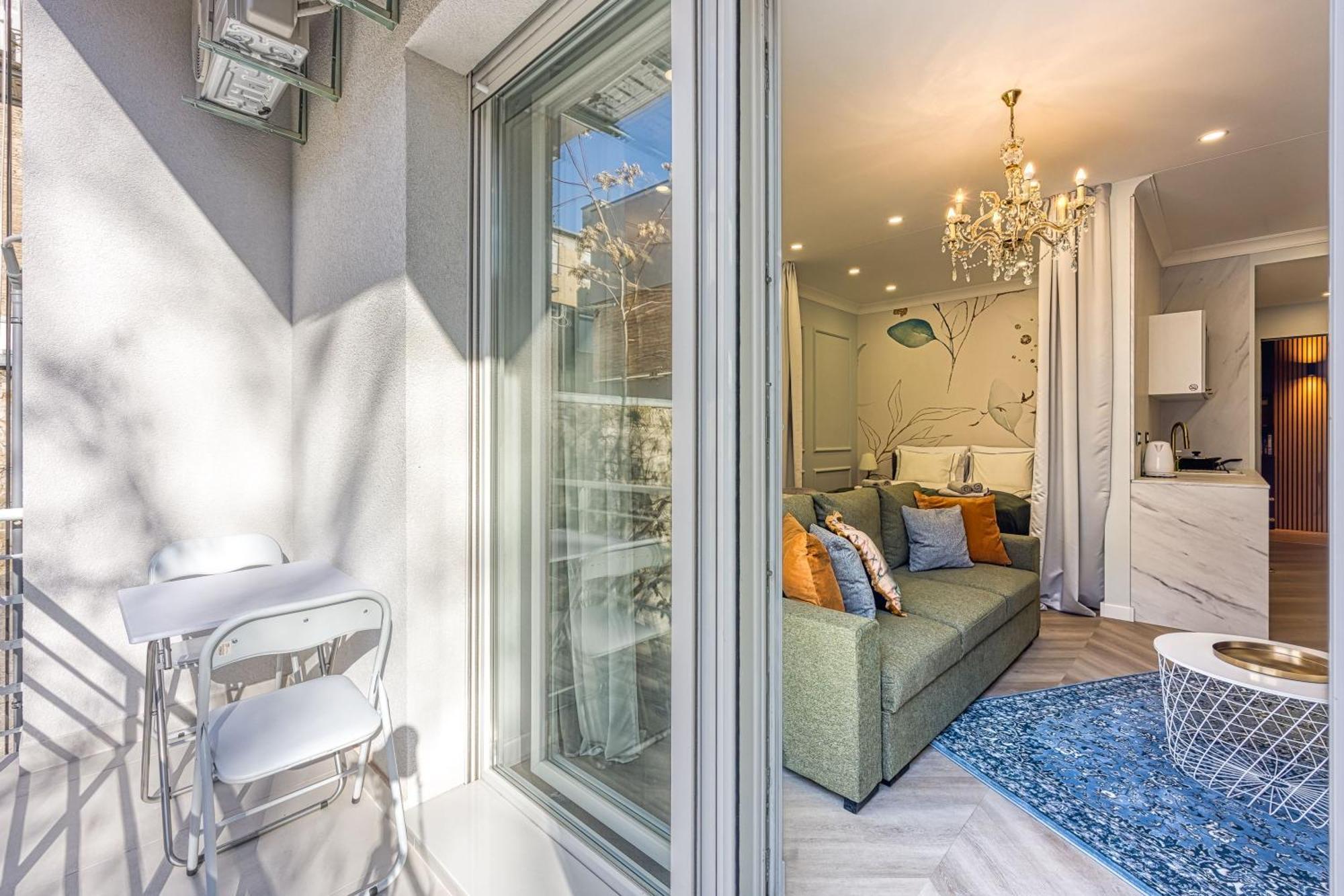 Leone Luxury - Happy * Zagreb