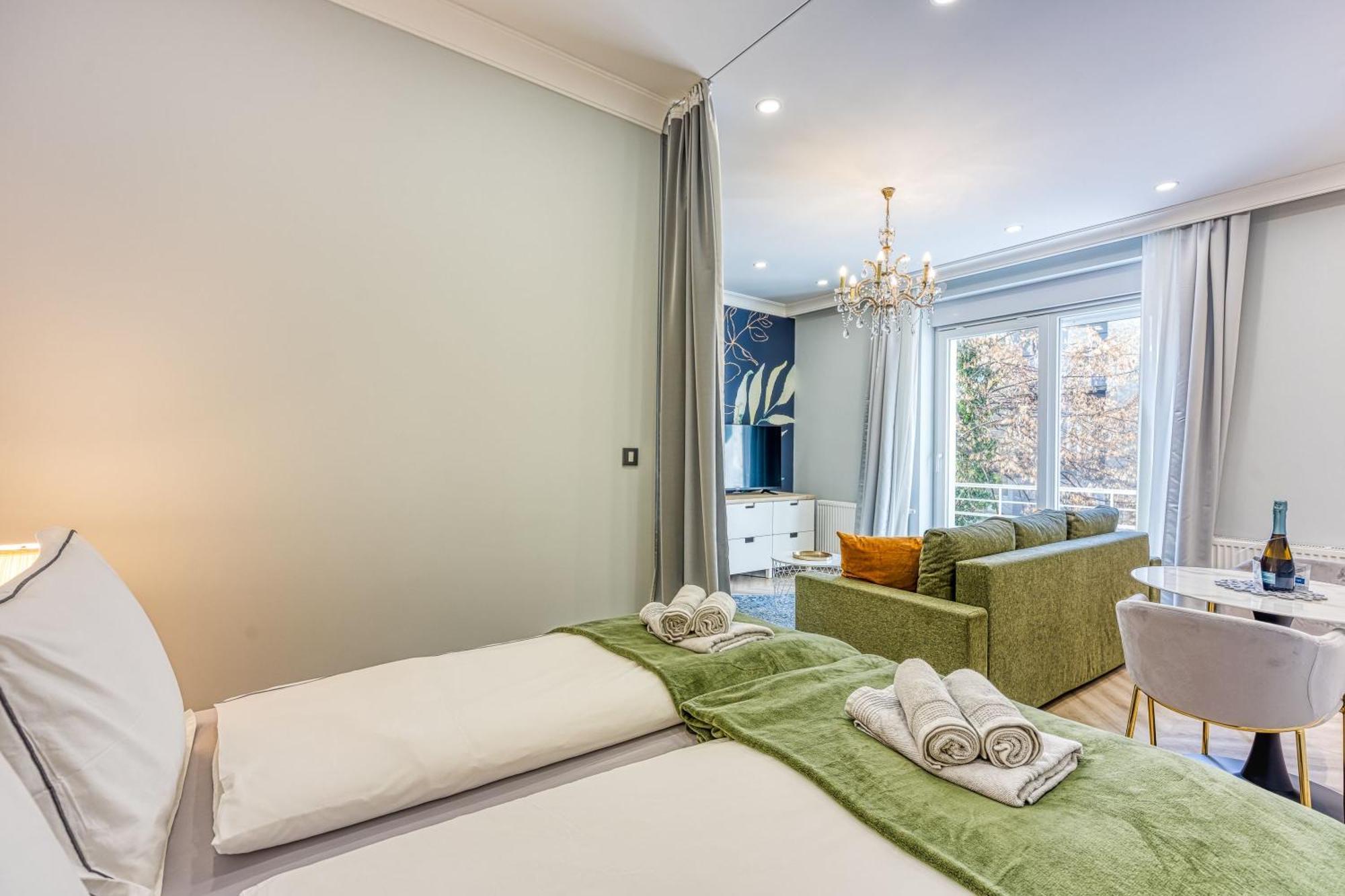 Leone Luxury - Happy Apartment Zagreb
